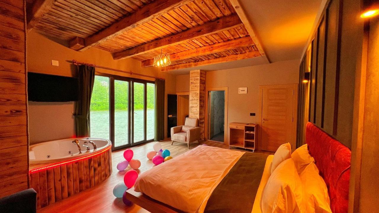 Heaven Vip Wooden Palace Bed & Breakfast Ardeşen Екстериор снимка